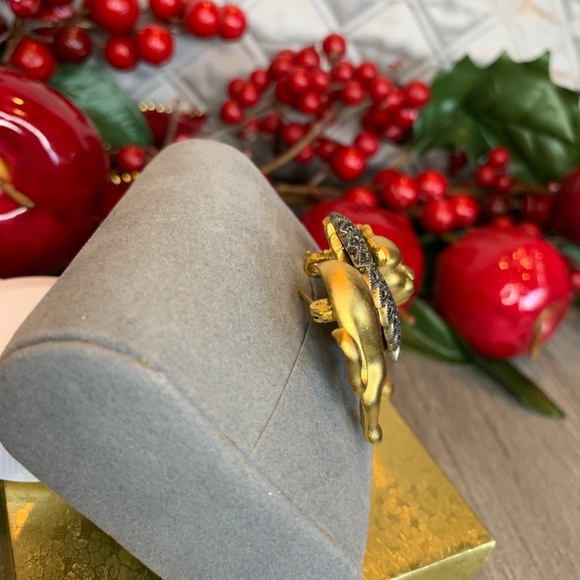 Judith Jack Vintage Lion Marcasite Brooch - Picture 3 of 6